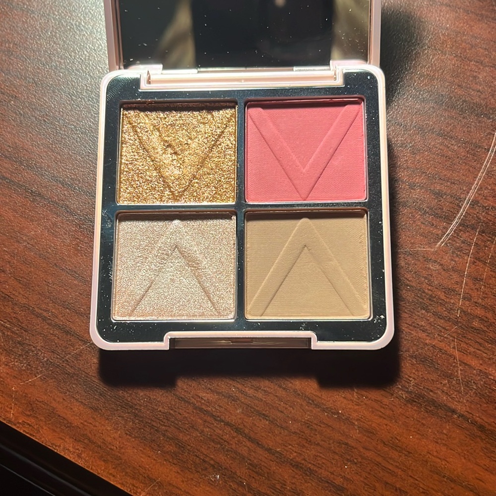 Revolution Beauty Eyeshadow Palette - XXCite